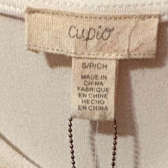 CUPIO Long Sleeve V-neck Asymmetrical Shirt - Picture 3 of 6